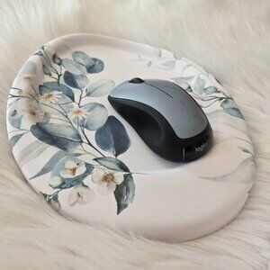 MEKASS Ergonomic Mousepad with Wrist Support Beautiful Flowers